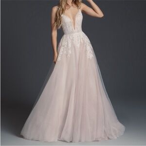 Elegant Lace Plunge Gown